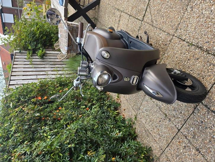 BTC old Classic, Fietsen en Brommers, Scooters | Overige merken, Zo goed als nieuw, Benzine, Ophalen