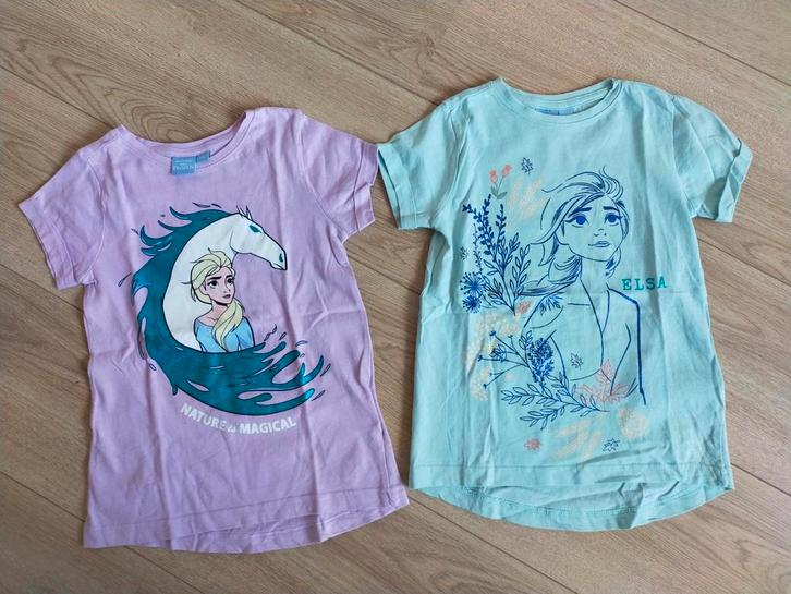Zgan! 2x mooie Elsa shirts van Frozen ! Mt 116, Kinderen en Baby's, Kinderkleding | Maat 116, Zo goed als nieuw, Meisje, Shirt of Longsleeve