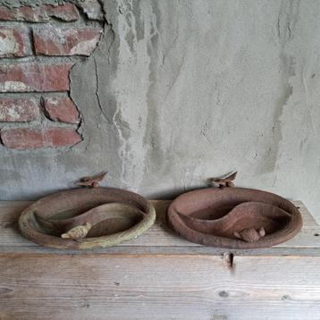 1x Gietijzeren vogeldrinkschaaltje voederbakje vogel Etage3 beschikbaar voor biedingen