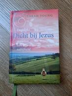 Dicht bij Jezus - Sarah Young, Boeken, Ophalen of Verzenden, Gelezen