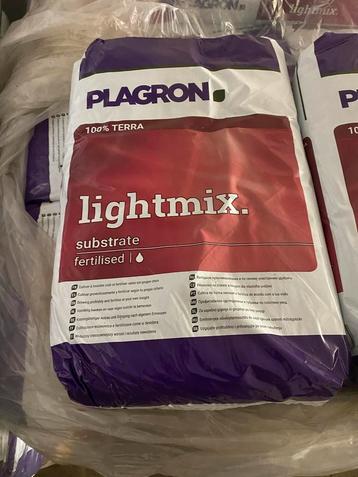 69 zakken Plagron Lightmix 50L - Nieuw op pallet! beschikbaar voor biedingen