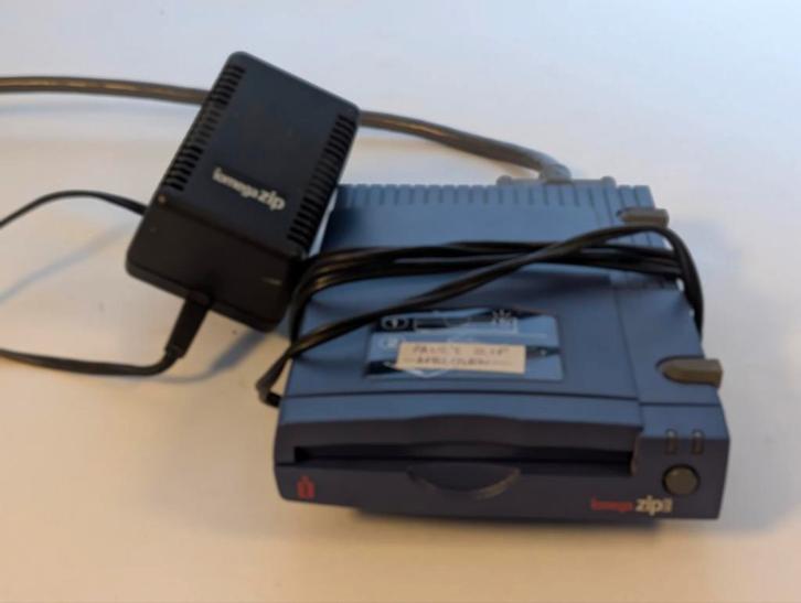 Iomega Zip 100 Drive - SCSI – Inclusief Originele Voeding, Computers en Software, Vintage Computers, Ophalen of Verzenden