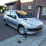 Peugeot 206 1.4 5D 2005 Grijs Airco Gr beurt en APK keuring!, Auto's, Voorwielaandrijving, Stof, Zwart, 4 cilinders