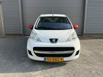 Peugeot 107 1.0-12V Urban Move, Voorwielaandrijving, Euro 5, Gebruikt, 4 stoelen