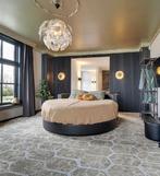 Bijzonder design ROND bed met topper, zwart hoofdbord, Ophalen, Overige materialen, Gebruikt, Zwart