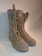 Beige Suede Dameslaarzen Maat 39 - Zo goed als nieuw!, Kleding | Dames, Schoenen, Ophalen, Zo goed als nieuw, Beige, Hoge laarzen