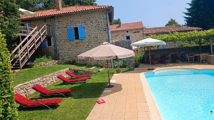 Vakantiehuis in de Ardeche met zwembad. GROTE KORTINGEN, Vakantie, Vakantiehuizen | Frankrijk, Ardèche of Auvergne, Boerderij of Cottage