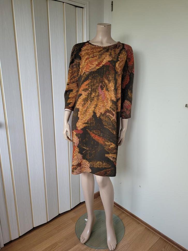 Vanilia jurk maat M/L, Kleding | Dames, Jurken, Zo goed als nieuw, Maat 38/40 (M), Overige kleuren, Boven de knie, Ophalen of Verzenden