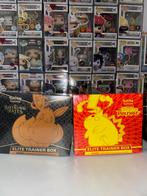 Pokémon Elite Trainer Boxen - Shining Fates & Vivid Voltage, Hobby en Vrije tijd, Verzamelkaartspellen | Pokémon, Ophalen of Verzenden