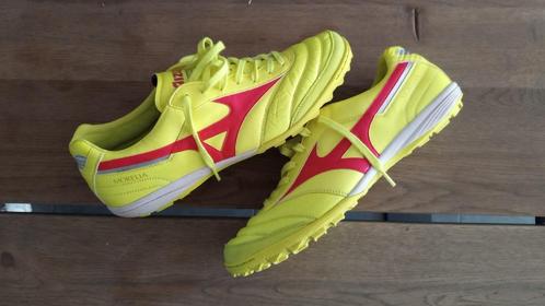 MIZUNO Voetbalschoenen-Morelia Sala Elite/Kunstgras- 44 (45), Sport en Fitness, Voetbal, Zo goed als nieuw, Schoenen, Ophalen of Verzenden