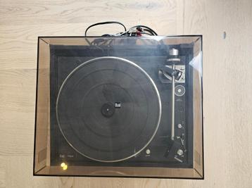 Dual CS704 Black platenspeler met Ortofon OM20 element beschikbaar voor biedingen