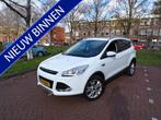 Ford Kuga 1.6 Titanium Plus panoramadak cruisecontrol telefo, Voorwielaandrijving, Euro 5, 15 km/l, Gebruikt