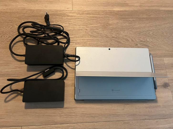 Microsoft Surface Pro 7 (1866, 256GB) met toetsenbord, pen, Computers en Software, Windows Laptops, Zo goed als nieuw, 13 inch