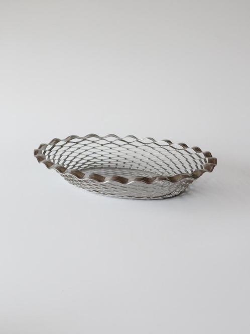 Rvs mandje zilver chroom broodmandje, Huis en Inrichting, Woonaccessoires | Schalen en Manden, Zo goed als nieuw, Mand, Ovaal
