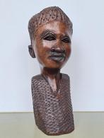 Afrikaans houtsnijwerk beeld buste vrouw hardhout h= 37cm, Antiek en Kunst, Kunst | Beelden en Houtsnijwerken, Ophalen of Verzenden