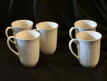 5 grote mokken wedgwood edme. geen senseomok beschikbaar voor biedingen