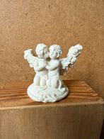 2 engeltjes (lees beschrijving) hxbxd 4.5x5.8x4cm - resin, Ophalen of Verzenden, Zo goed als nieuw, Poppenhuis