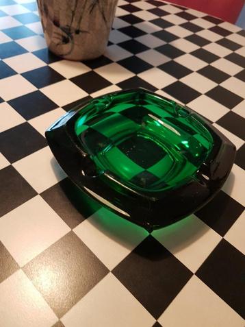 Grote vintage groen glazen asbak jaren 60 beschikbaar voor biedingen