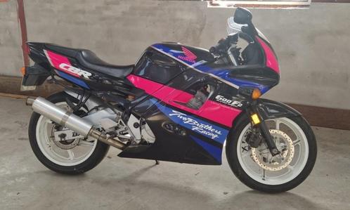 te koo0 Honda CBR 600, Motoren, Motoren | Honda, Particulier, Super Sport, meer dan 35 kW, 4 cilinders, Ophalen of Verzenden