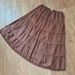 bruine strokenrok mt. M, Kleding | Dames, Rokken, Maat 38/40 (M), Bruin, Ophalen of Verzenden, Zo goed als nieuw