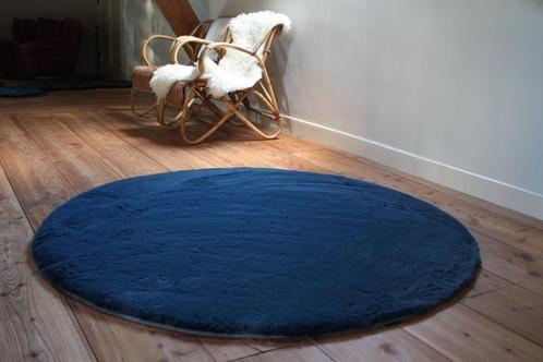 Zacht rond vloerkleed Comfy Grandstone donkerblauw Ø160 cm., Huis en Inrichting, Stoffering | Tapijten en Kleden, Nieuw, 150 tot 200 cm