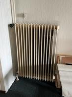 Oude radiator af te halen, Doe-het-zelf en Verbouw, Verwarming en Radiatoren, Ophalen, Gebruikt, Radiator, 150 cm of meer