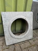 Hardsteen waterput rand antieke 57x57x12cm en 75x75x6cm., Antiek en Kunst, Ophalen