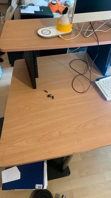 Studio Meubel beschikbaar voor biedingen