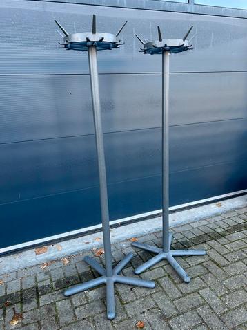 2 Drisag Kapstokken - Stijlvol en Praktisch! beschikbaar voor biedingen