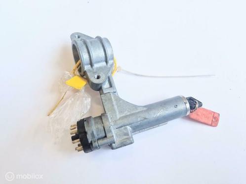 Contactslot + sleutel Volvo 240 1330535, Auto-onderdelen, Klein materiaal, Volvo, Gebruikt, Ophalen of Verzenden