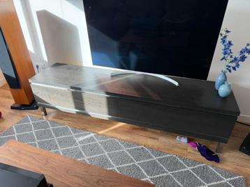 Zwart TV-meubel 200x59cm beschikbaar voor biedingen