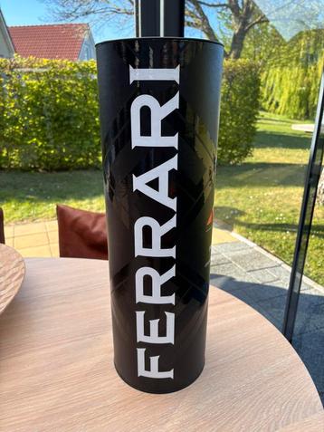 Als nieuw wijnkoker Ferrari Formule 1 dubbele magnum 3liter beschikbaar voor biedingen