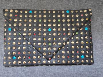 River Island zwarte enveloptas met gekleurde details beschikbaar voor biedingen