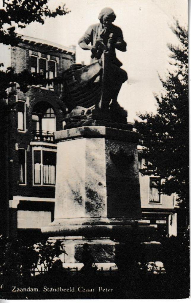 ZAANDAM - STANDBEELD CZAAR PETER, Verzamelen, Ansichtkaarten | Nederland, Ongelopen, Noord-Holland, Ophalen of Verzenden
