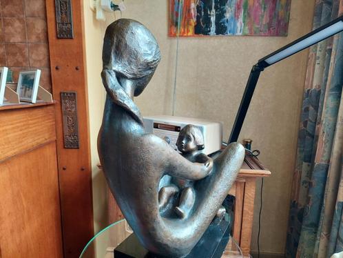 Austin productions / Moeder met kind / 1970 / Bronskleur, Antiek en Kunst, Kunst | Beelden en Houtsnijwerken, Ophalen