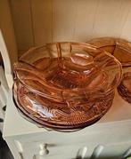 Roze Persglas verzameling: zie alle foto's, Gebruikt, Ophalen of Verzenden, Overige stijlen, Glas