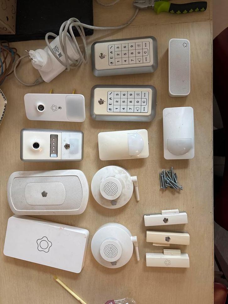 Verisure Alarmsysteem Uitbreiding Zonder Abonnement, Doe-het-zelf en Verbouw, Alarmsystemen, Gebruikt, Detector, Sensor of Melder