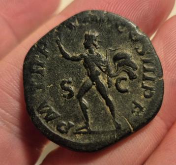 Romeins Severus alexander 30 mm brons  Grote topmunt. beschikbaar voor biedingen