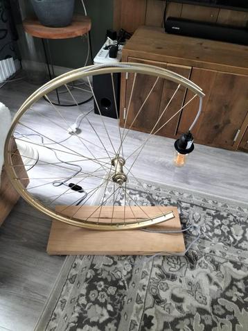 zelf gemaakte staande schemerlamp 