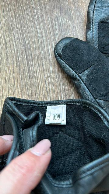 Motorhandschoenen dames M 2 paar beschikbaar voor biedingen
