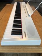 Digitale piano wit Alesis Recital in goede staat, Muziek en Instrumenten, Keyboards, Overige merken, 88 toetsen, Zo goed als nieuw