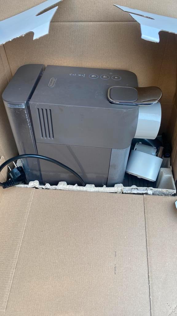 Gratis De’Longhi Lattissima One, Witgoed en Apparatuur, Koffiezetapparaten, Niet werkend, Koffiepads en cups, Koffiemachine, 1 kopje