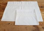 Vintage wit baby lakentje en kussenhoesje met broderie, Kinderen en Baby's, Dekens, Slaapzakjes en Inbakerproducten, Gebruikt