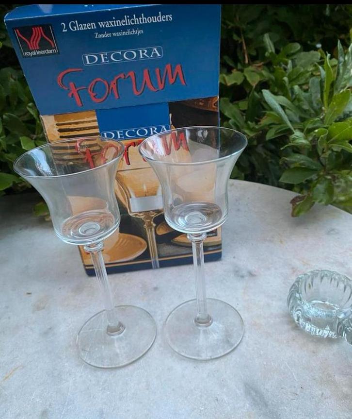 , 2. Kandelaars op voet 18 cm.Leerdam, Decora , Forum, Antiek en Kunst, Antiek | Kandelaars, Ophalen of Verzenden