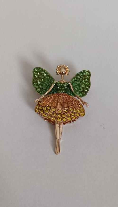 Balletmeisje broche, Sieraden, Tassen en Uiterlijk, Broches, Nieuw, Overige materialen, Overige kleuren, 4 tot 7 cm, Met strass