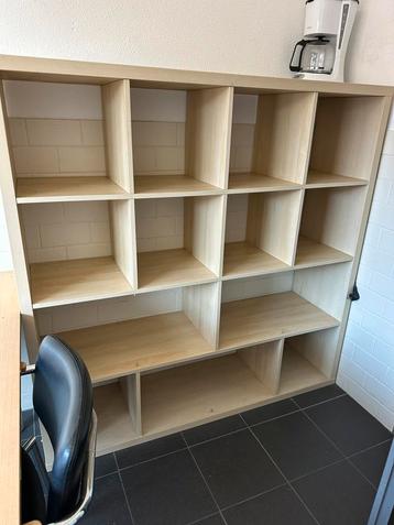 Vakkenkast 146,5x146,5x038,5cm = hxbxd