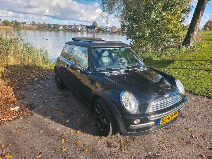 Mini 1.6 16V Cooper 2003 Zwart open dak leder interieur, Auto's, Mini, Particulier, Cooper, Airbags, Alarm, Boordcomputer, Centrale vergrendeling