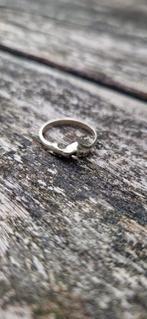 Bijzondere ring van 835 zilver, Verzenden, Zo goed als nieuw, 17 tot 18, Dame of Heer