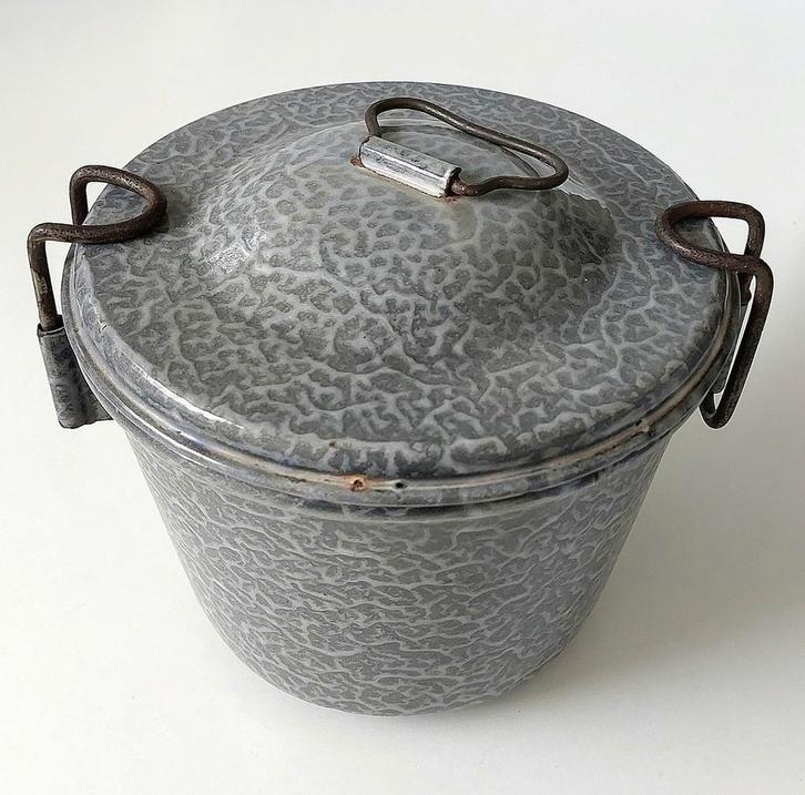 Oude Emaille Poffert Vorm Pan Grijs Gewolkt Keukenemaille, Antiek en Kunst, Curiosa en Brocante, Verzenden