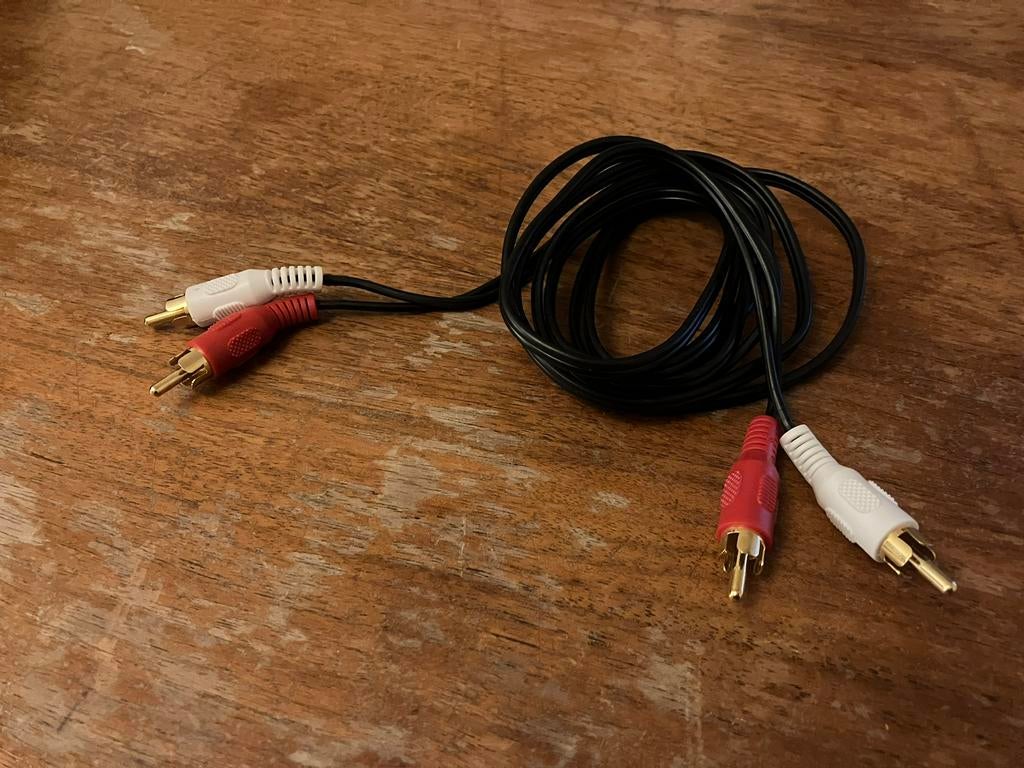Stereo interlinks 175cm Vergulde RCA - Tulp pluggen, Ophalen of Verzenden, Gebruikt, Minder dan 2 meter, Interlink-kabel